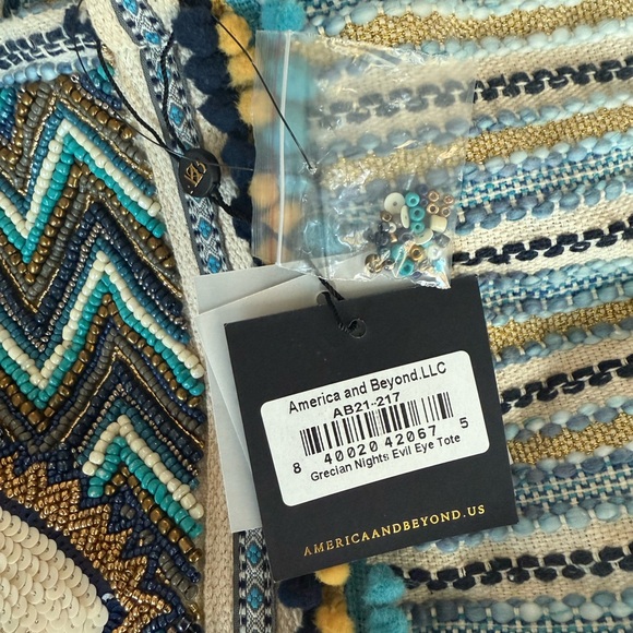NWT America & Beyond - Evil Eye Tote - Picture 3 of 7